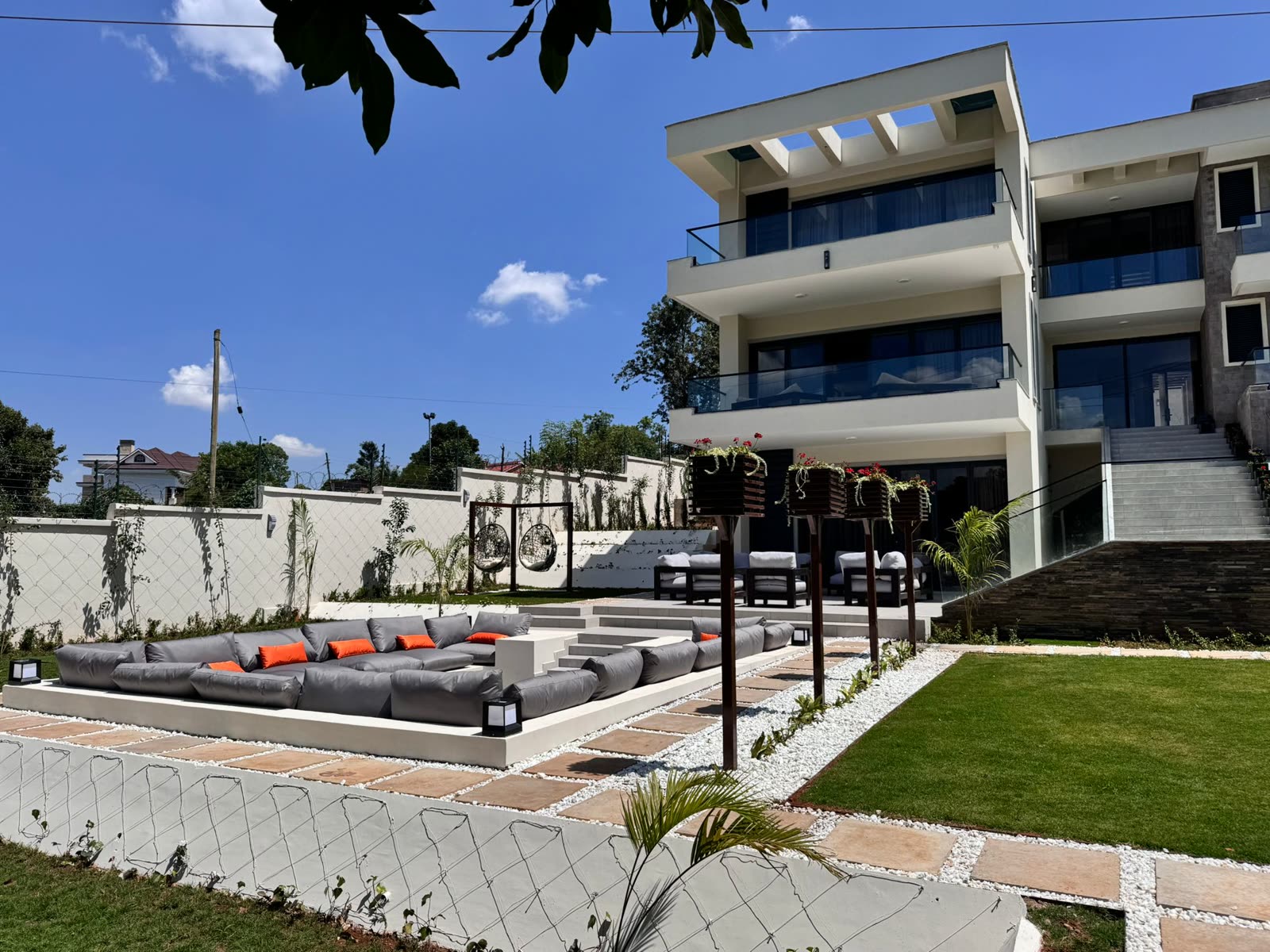 Thome Maisonette